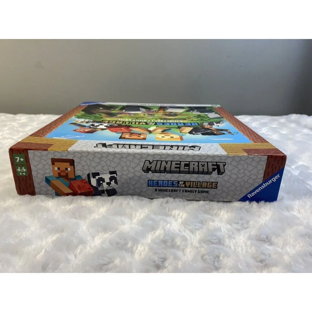 Minecraft - Heroes Of The Village Family Board Game by Ravensburger Brand New